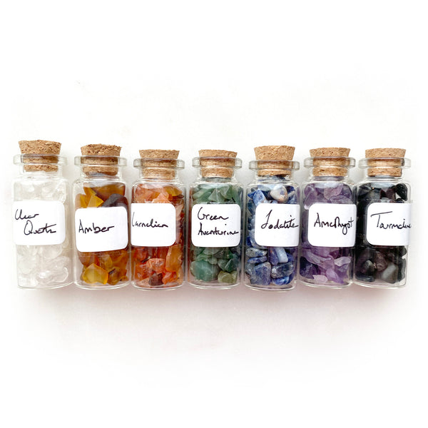 Chakra Set of 7 Mini Gemstone Crystal Chip 2" Bottles - Clear Quartz, Amber, Carnelian, Green Aventurine, Sodalite, Amethyst, Tourmaline